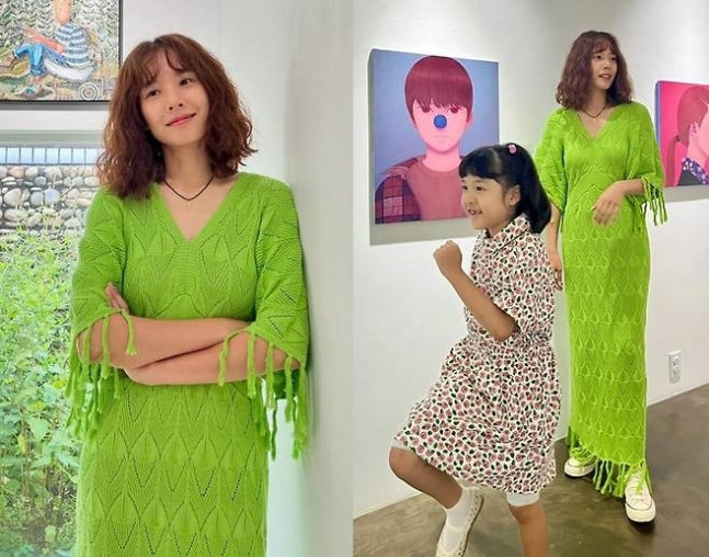 Actress Jo Yoon-hee Stuns in Floral-Inspired Outing with Daughter at Art Exhibit