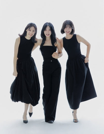 Fifty Fifty Members Saena, Shio, and Aran Take Legal Action Against Former Agency Attract, Securing Restrictions on Lawsuit Records Amid Ongoing Dispute Over Contract and Compensation