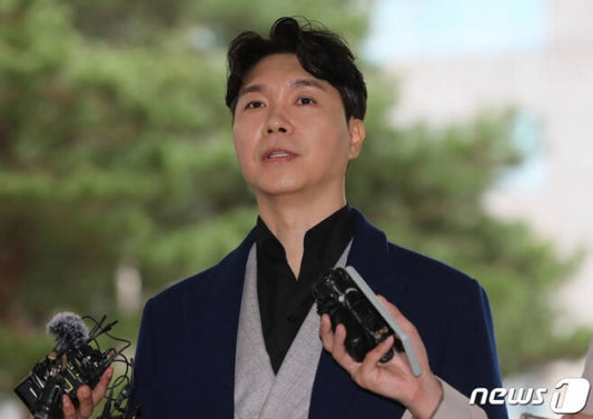 Controversy Surrounds Comedian Park Soo-hong as His Brother and Sister-in-Law Face Embezzlement and Defamation Charges Amid Ongoing Legal Battles