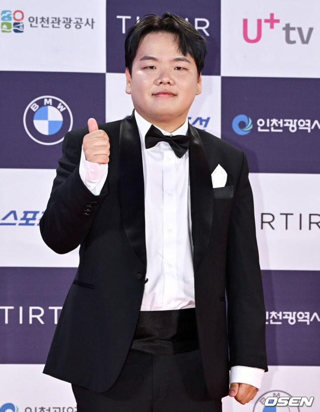 Kwak Tube Joins Hyun-moo for Season 2 of Popular Travel Show Following New Agency Contract and Rising Fame