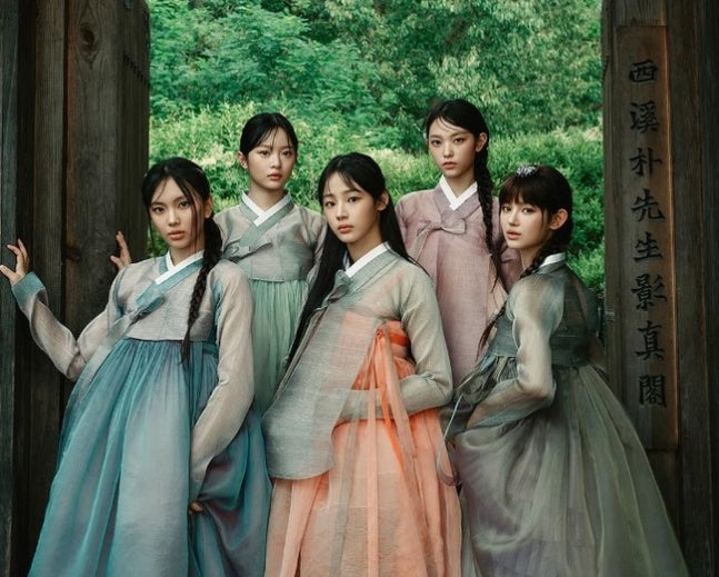 NewJeans Celebrates Chuseok with Stunning Hanbok Photos Amid Management Turmoil and Calls for Former Leader's Return