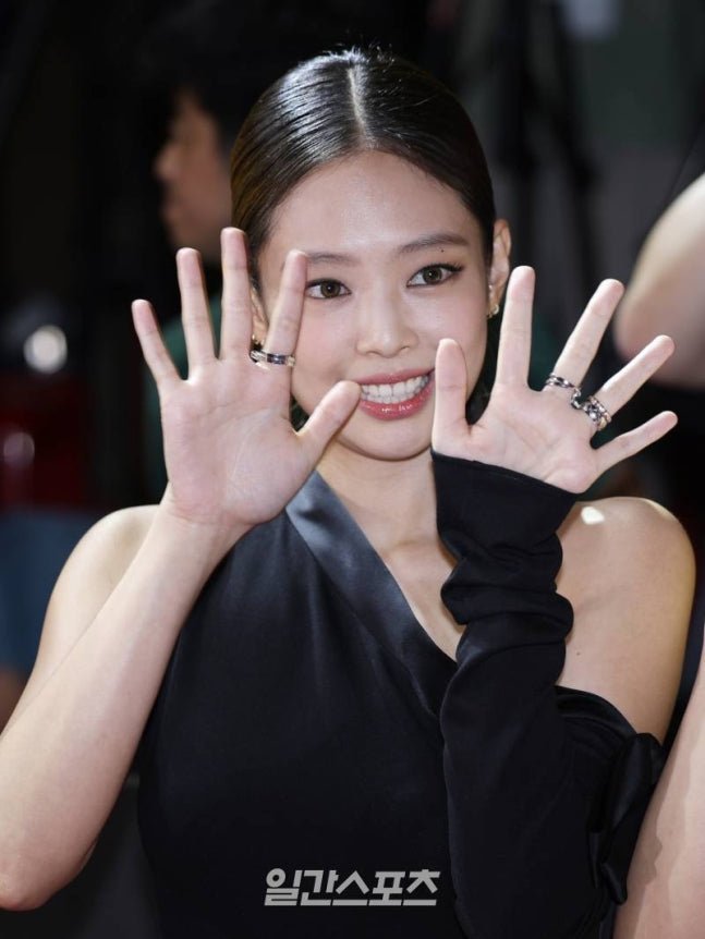 BLACKPINK's Jennie Clarifies That 'Rubies' Is Not the Official Fandom Name Amidst Rumors and Controversy - OUR K-POP