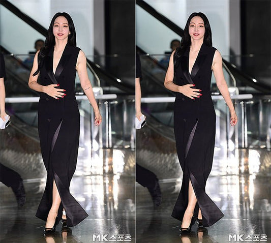 Han Ye-seul Stuns in Daring Black Dress at Seoul Fashion Event - OUR K-POP