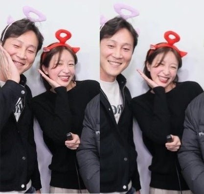 Hani and Yang Jae-woong got married, making their father proud. After 999 days of dating, their love has finally blossomed into marriage. - OUR K-POP