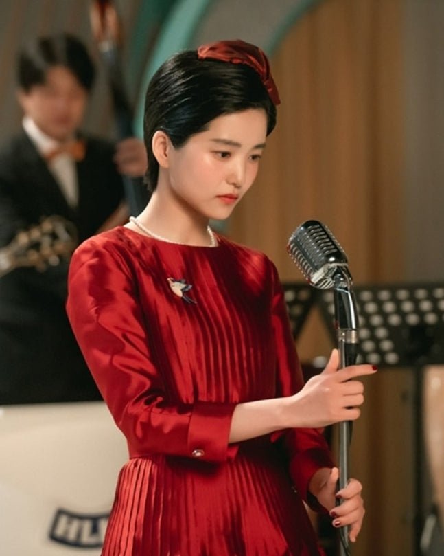 Kim Tae-ri's character hints at rebellion during her live TV debut in the hit drama 'Jeongnyeoni' as she prepares for a tumultuous rise to stardom. - OUR K-POP