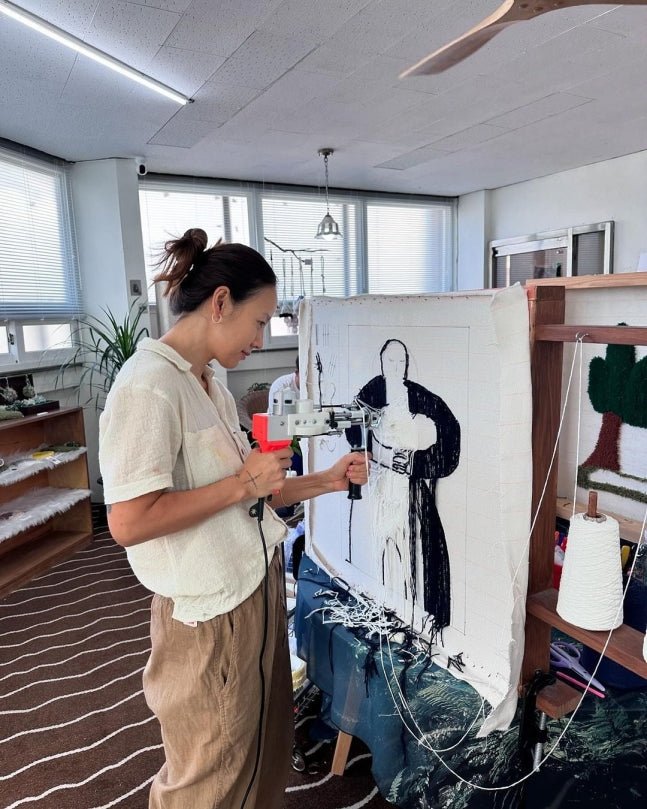 Lee Hyori Shares Relaxing Holiday Moments While Diving into Tufing Art as She Moves to Exclusive Neighborhood in Seoul - OUR K-POP